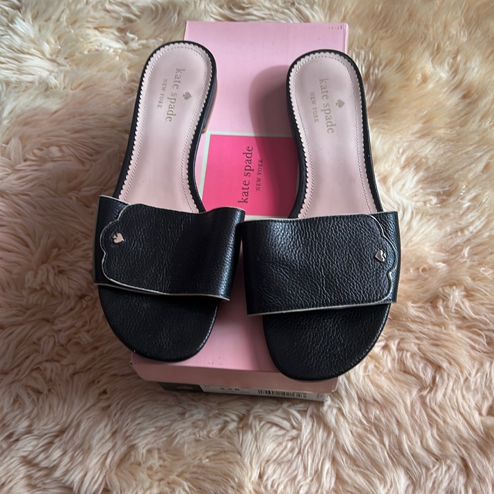 Late spade ginger sandal